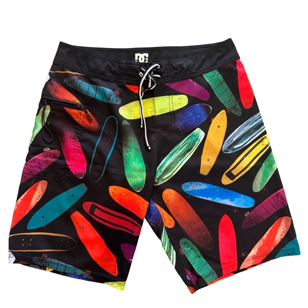 DC Surf Swim Board Trunks Vacation Shorts Mens Size 30 Multicolor Drawstring